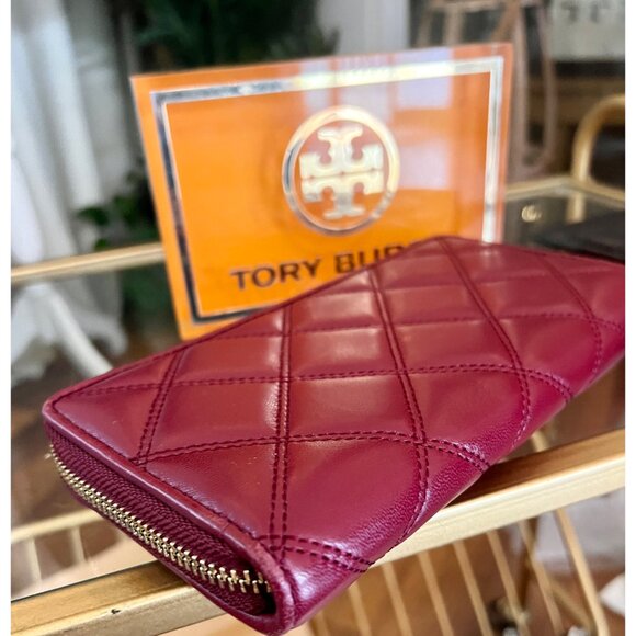 Authentic Tory Burch Maroon Quilted Leather Fleming Zippie Wallet - Picture 8 of 9